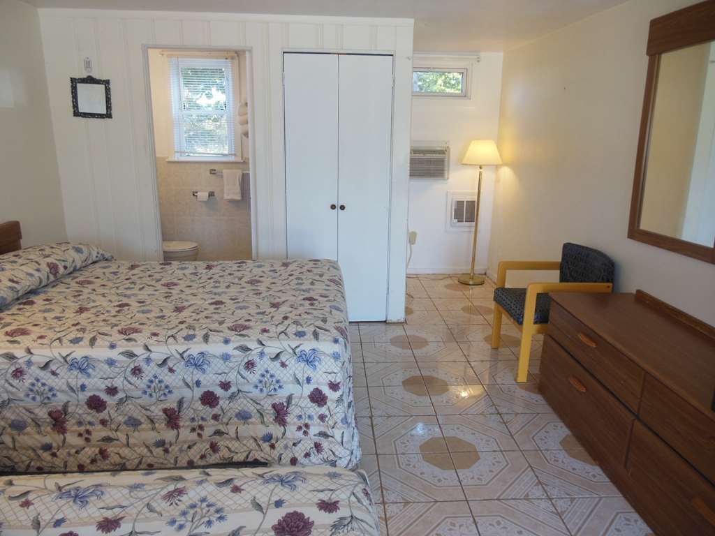 The Coast Motel Westerly Ruang foto