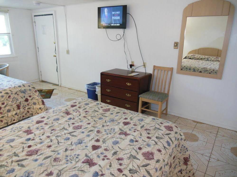 The Coast Motel Westerly Bagian luar foto